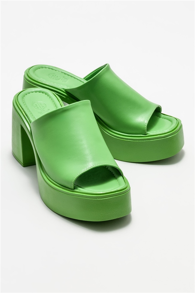Yeşil Kadın Topuklu Terlik
